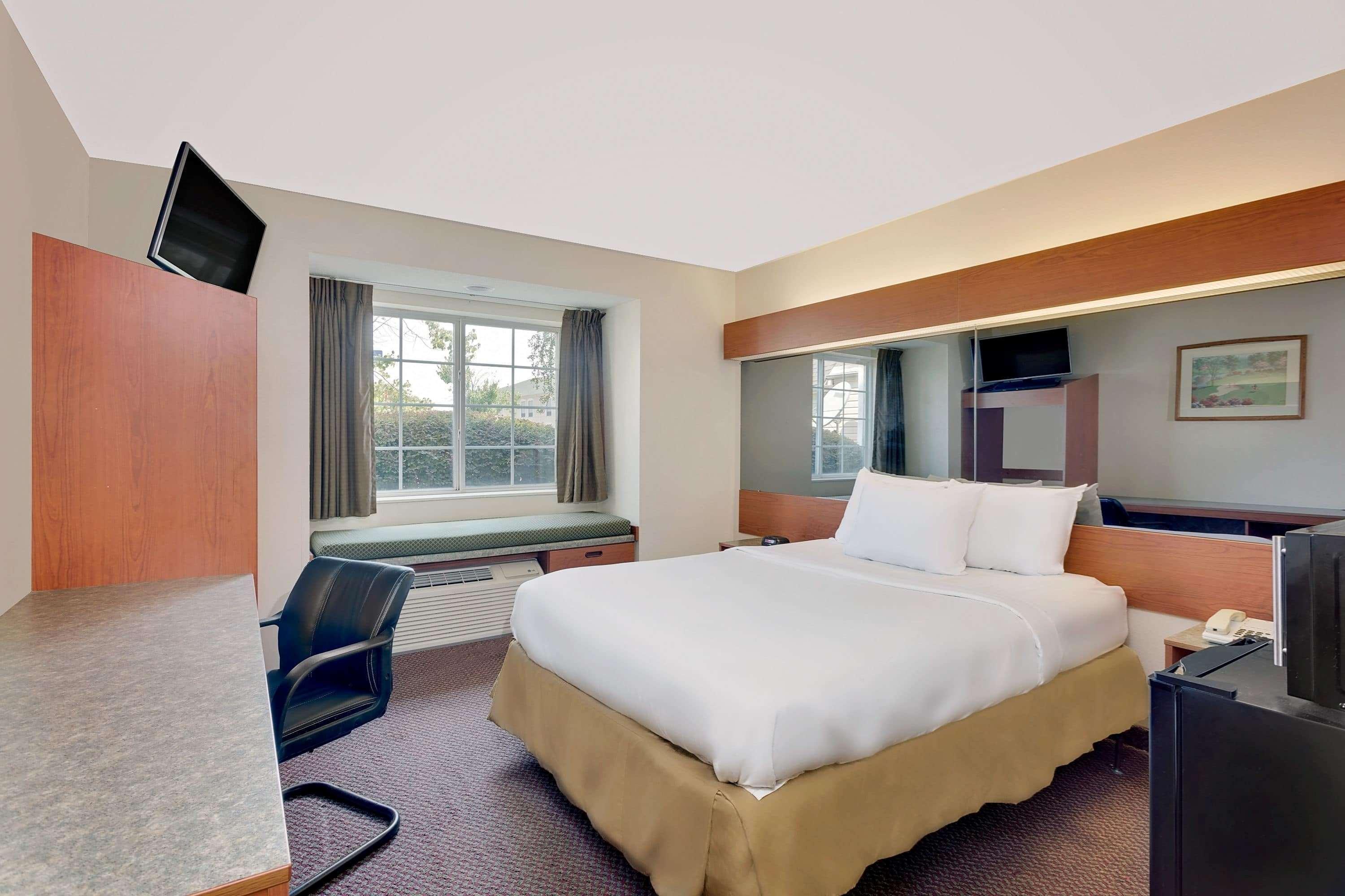 Microtel Inn & Suites By Wyndham Augusta/Riverwatch Esterno foto