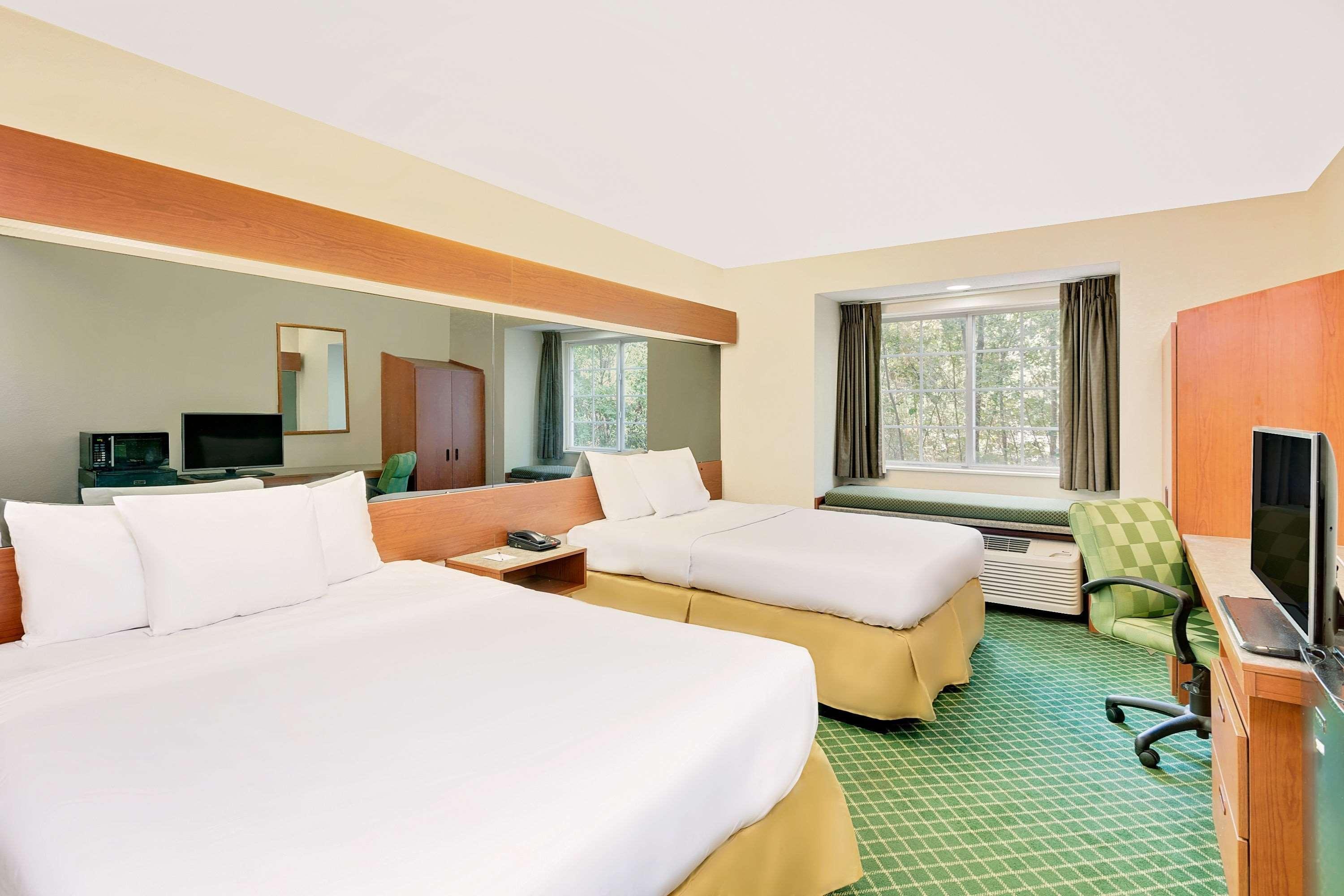 Microtel Inn & Suites By Wyndham Augusta/Riverwatch Esterno foto