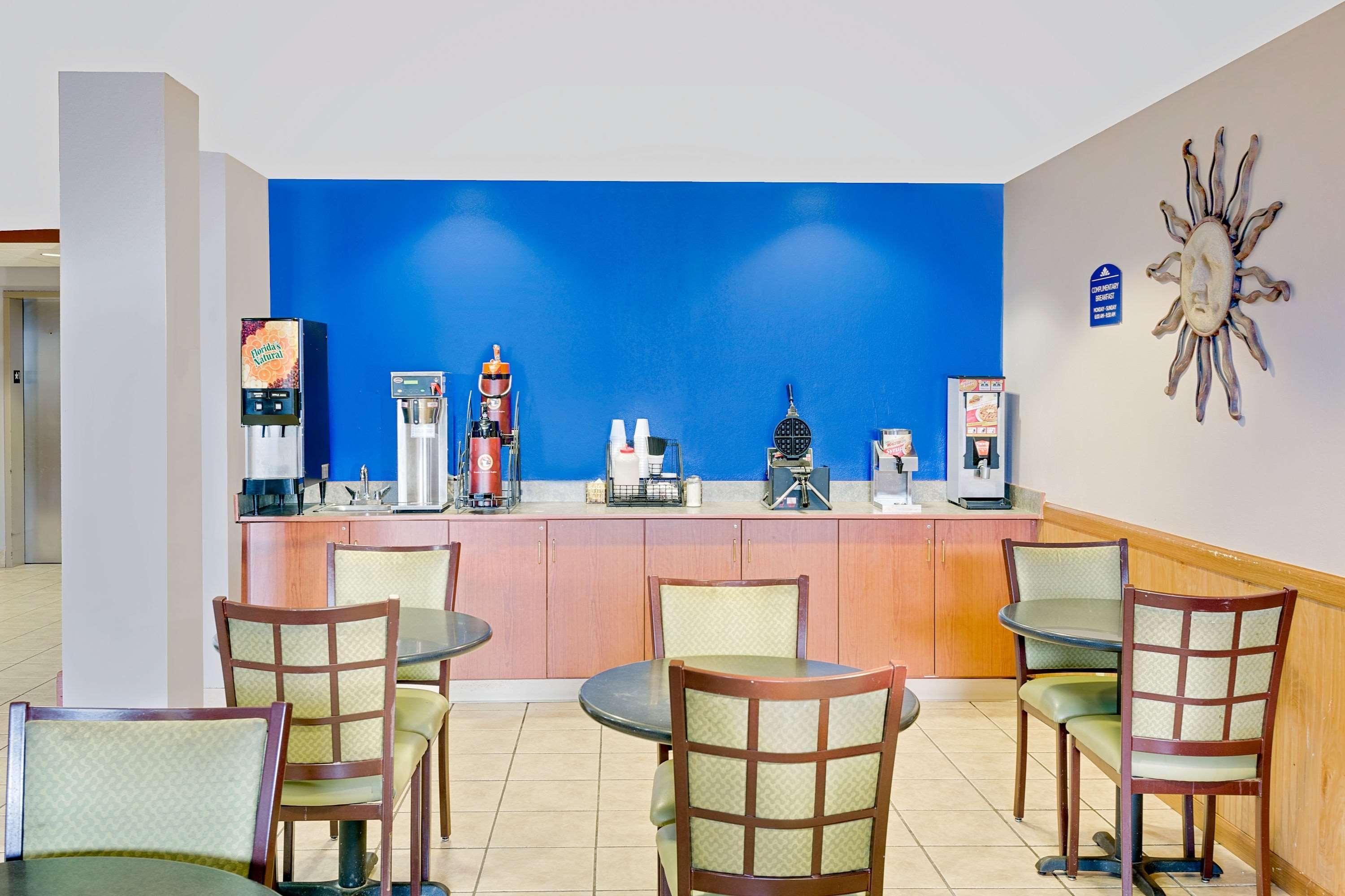 Microtel Inn & Suites By Wyndham Augusta/Riverwatch Esterno foto