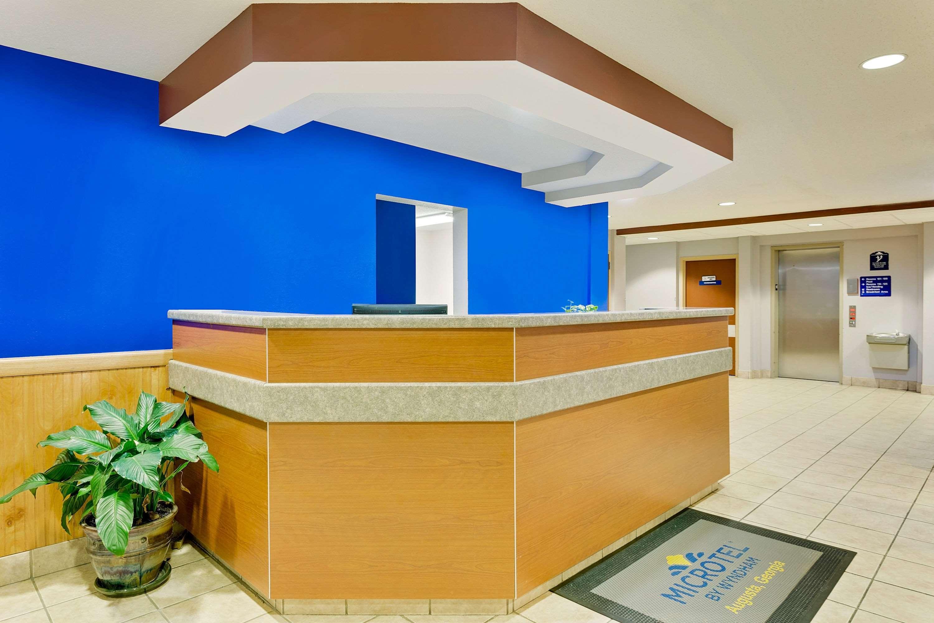 Microtel Inn & Suites By Wyndham Augusta/Riverwatch Esterno foto