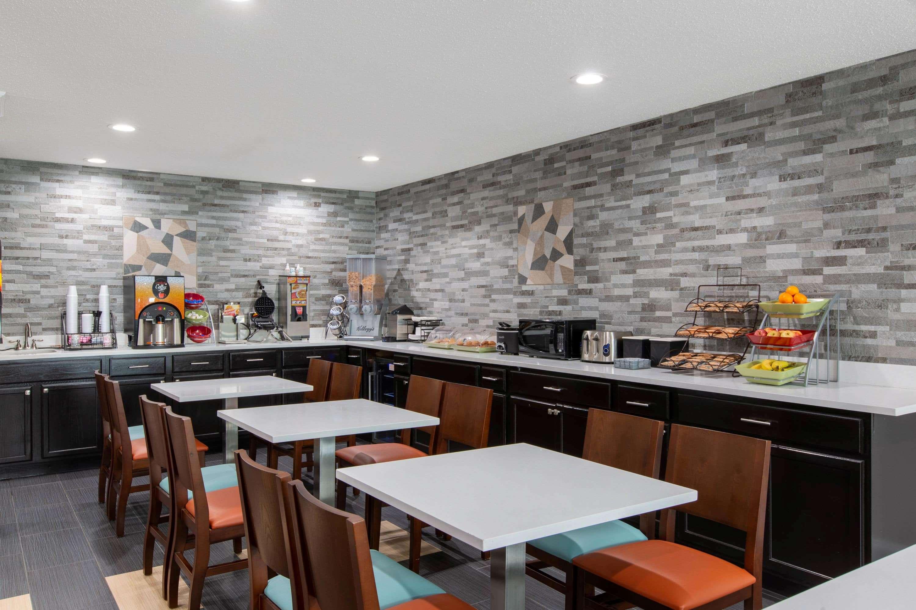 Microtel Inn & Suites By Wyndham Augusta/Riverwatch Esterno foto